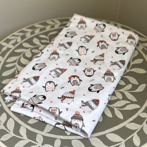 Penguin Print White Fabric - Picture 1 of 6